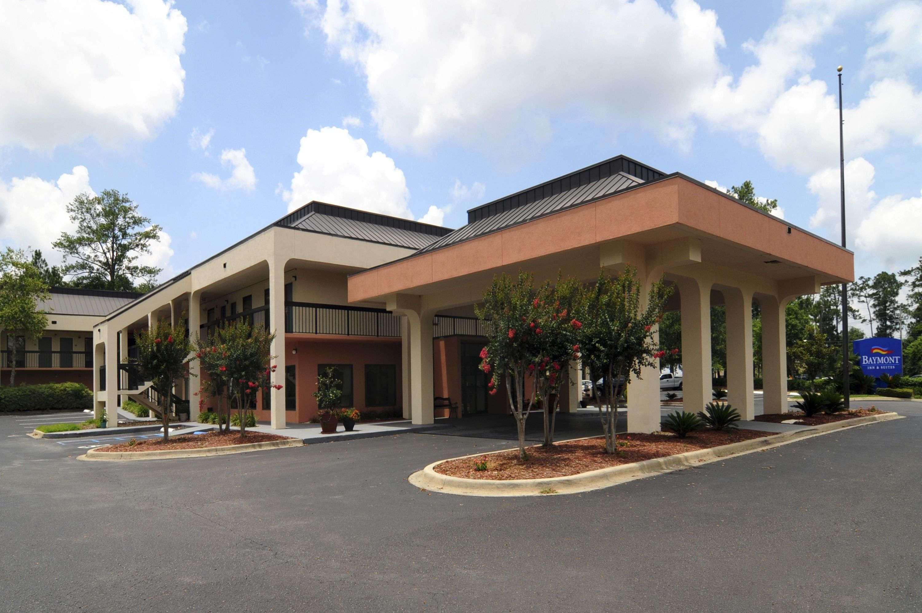 Baymont By Wyndham Tallahassee Exterior foto